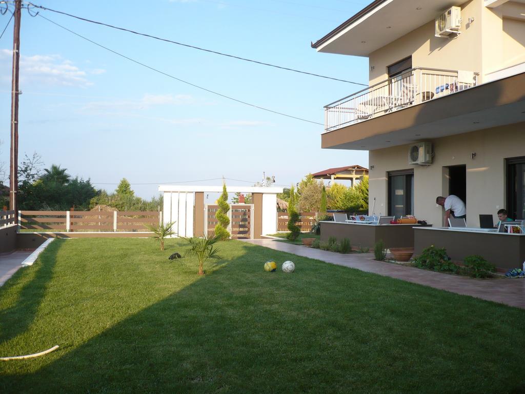 Palmyra Studios * Stavros (Thessaloniki)